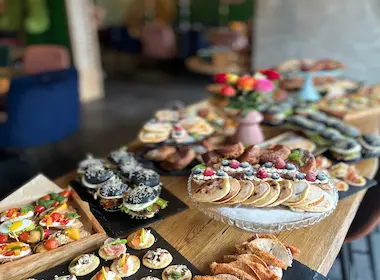 Пакет БРЪНЧ за 10 деца